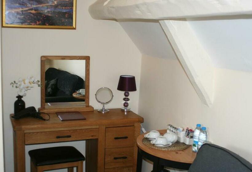 بنسيون Abbey Holiday Accommodation
