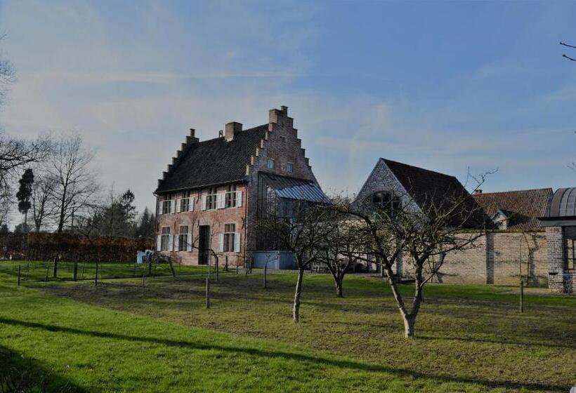 B&b Bij Moemee