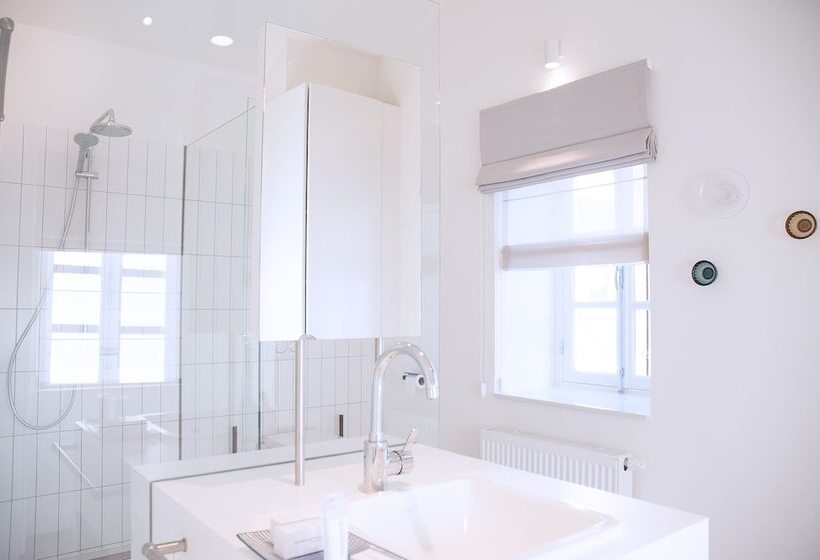 ホテル Maison Village