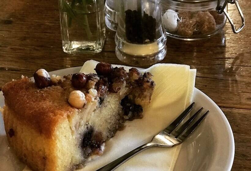 민박 Lucy S Tearoom