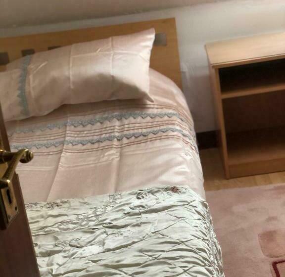 بنسيون Brown S Guest House