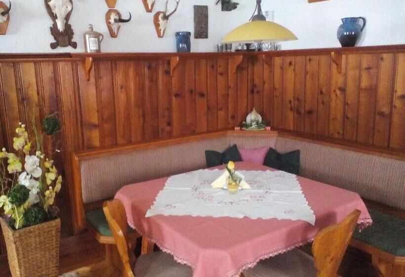 پانسیون Haus Jost Ingrid