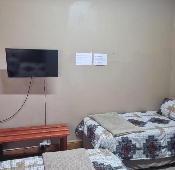 פנסיון Jalome Guesthouse