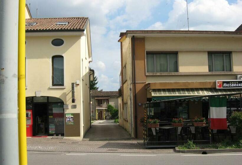 민박 A Casa Della Zia