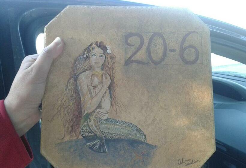تختخواب و صبحانه La Sirène