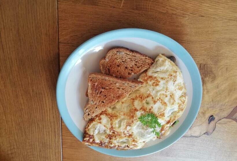 ベッドアンドブレックファースト Little Orchard House