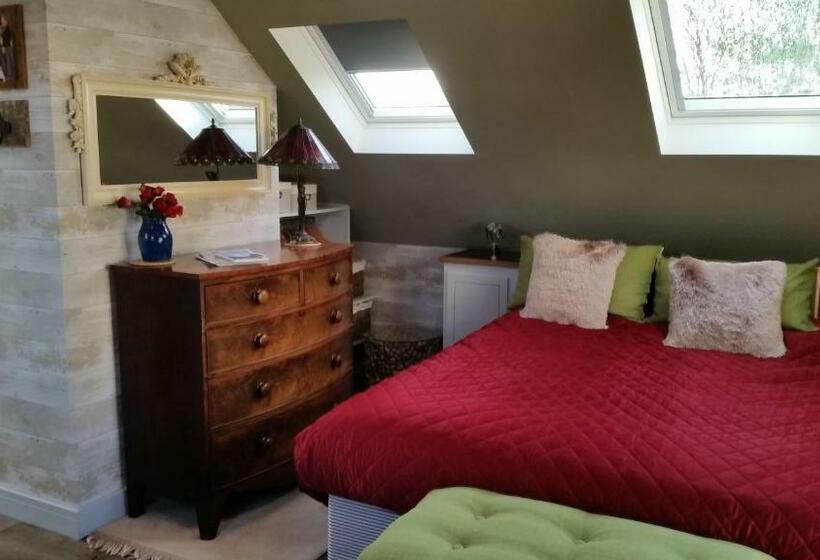 ベッドアンドブレックファースト Little Orchard House