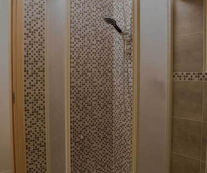 هتل Agriturismo Orto Dei Rolli