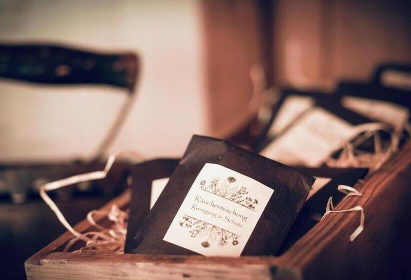 هتل Bauernhof Kure