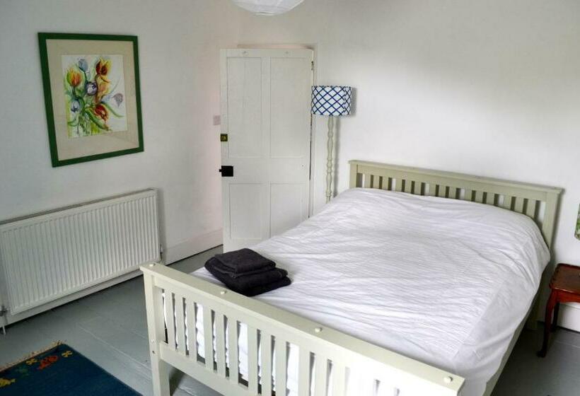 ペンション 8a Spring Gardens