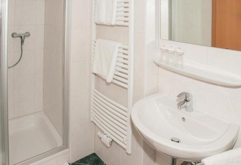 ペンション Gasthof Hofbauer