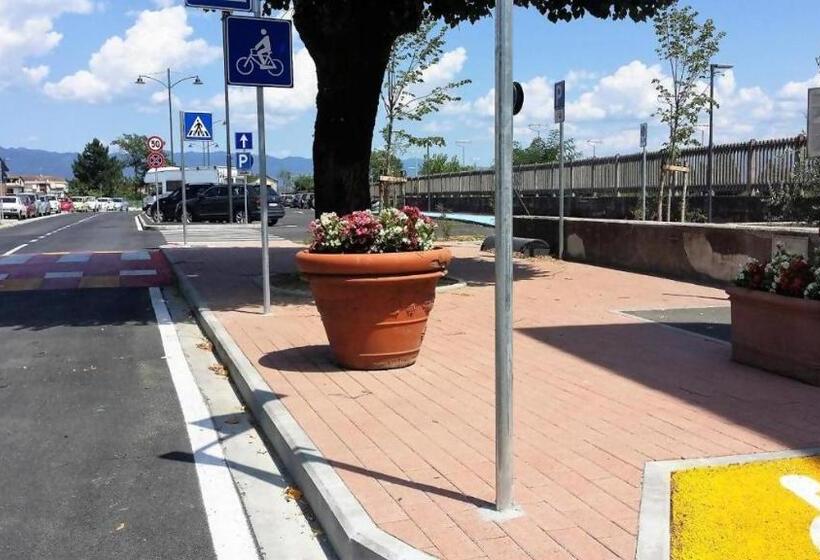 ペンション La Stazione Per Dormire Guest House