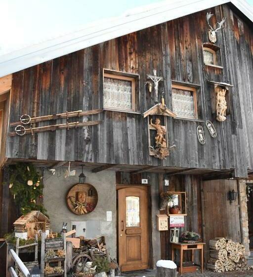 تختخواب و صبحانه Cianbolpin Guesthouse