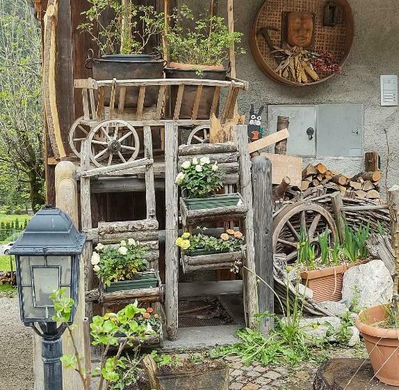 تختخواب و صبحانه Cianbolpin Guesthouse