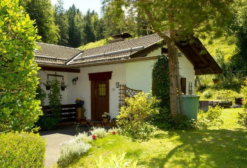 تختخواب و صبحانه Gästehaus Kerschbaum