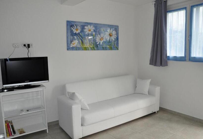 تختخواب و صبحانه La Casa Dei Nonni