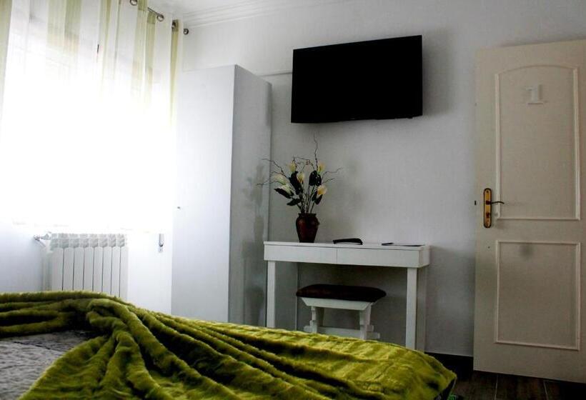 پانسیون Guesthouse Pombinha
