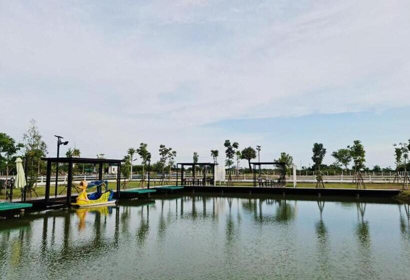 T Luck House Resort