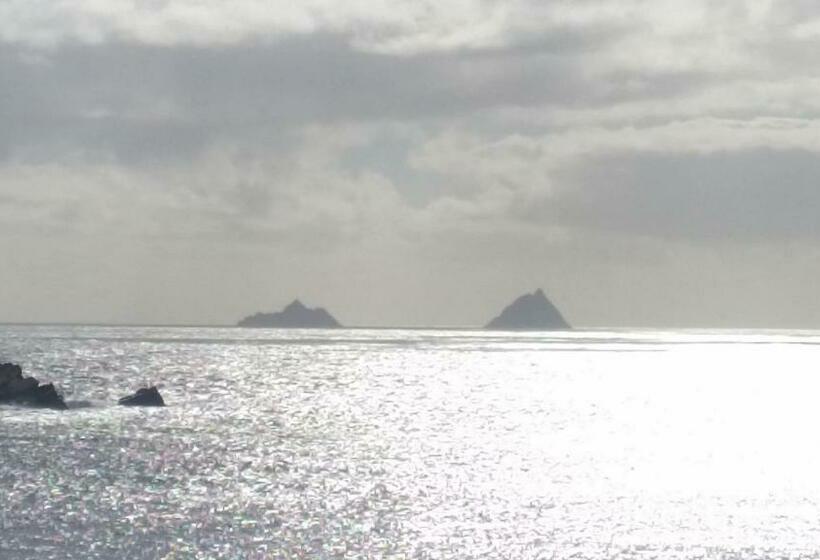 Horizon View Lodge Bed And Breakfast Glanleam Road Knightstown Valentia Island County Kerry V23 W447