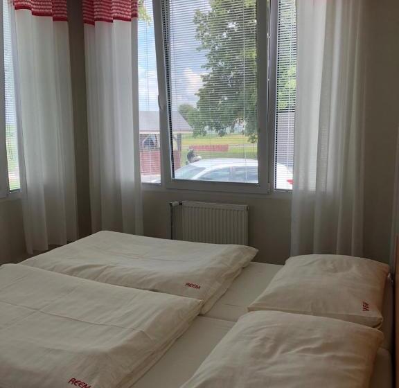 Отель Country House Reem