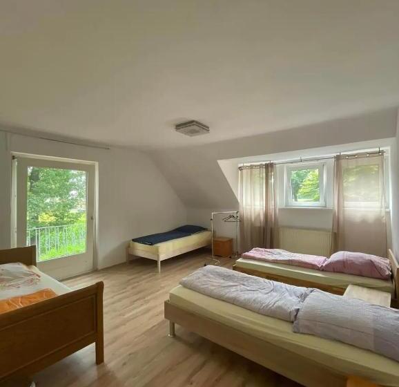 هتل Haus Schürmann