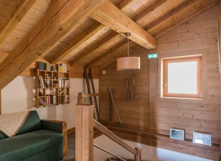 مبيت وإفطار Chantemerle 1741, Chambres D Hôtes à La Montagne
