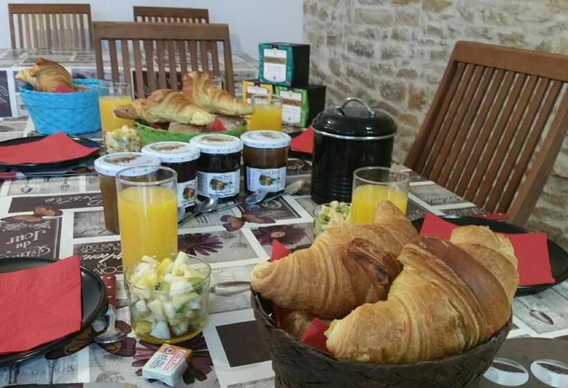 تختخواب و صبحانه Chez Laurence