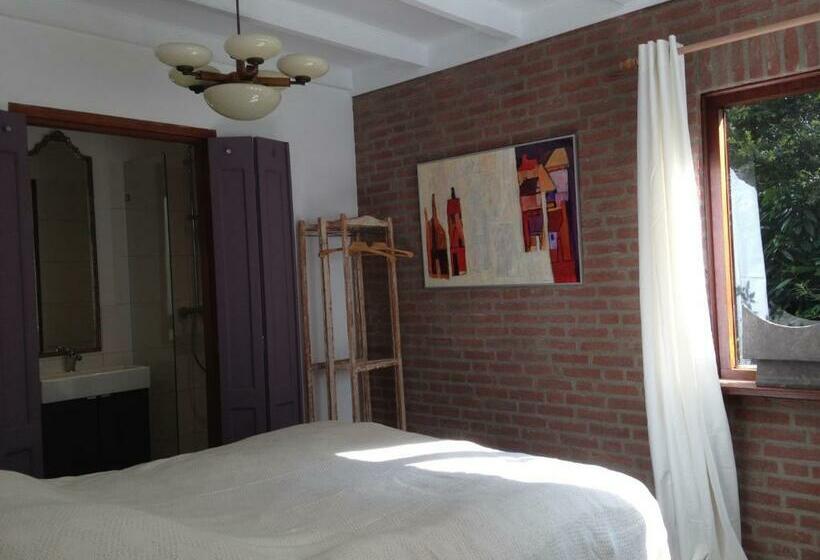 تختخواب و صبحانه Hofje7