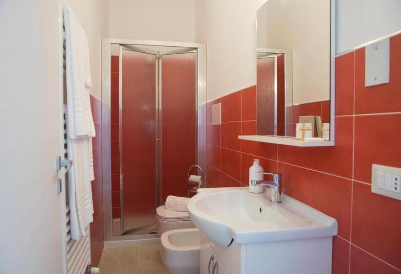 تختخواب و صبحانه Raggio Di Sale