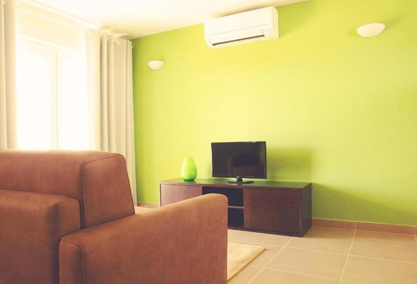 هتل Casas Novas Da Fataca