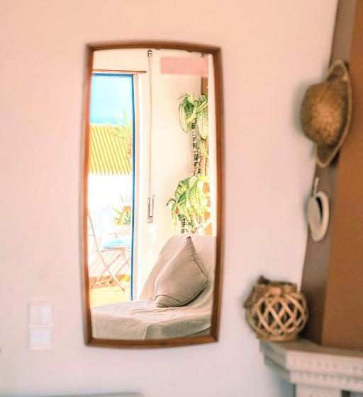پانسیون Ericeira Soulsurfers Guesthouse
