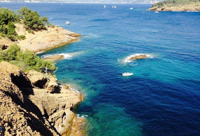 بنسيون Gites Du Raby