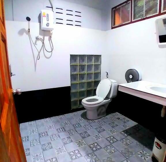 리조트 Blanco Hideout Railay Youth Hostel 18 To 35 Only