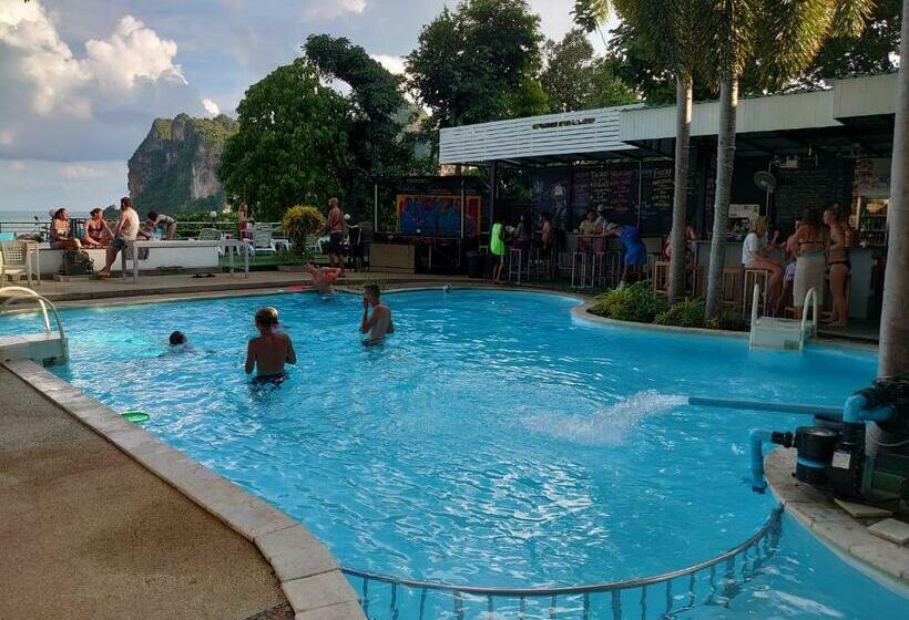 منتجع Blanco Hideout Railay   Youth Hostel 18 To 35 Only