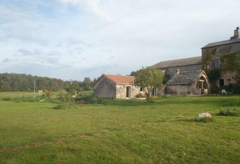 住宿加早餐  Chambres Du Domaine De Bombes