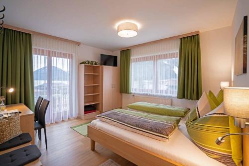 مبيت وإفطار Haus Lackner Am Weissensee In Kärnten