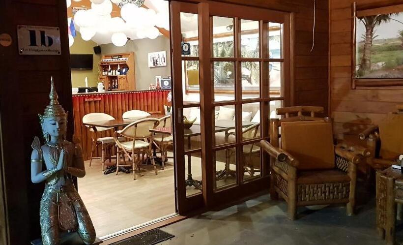 تختخواب و صبحانه Het Filipijns Slaaphuisje