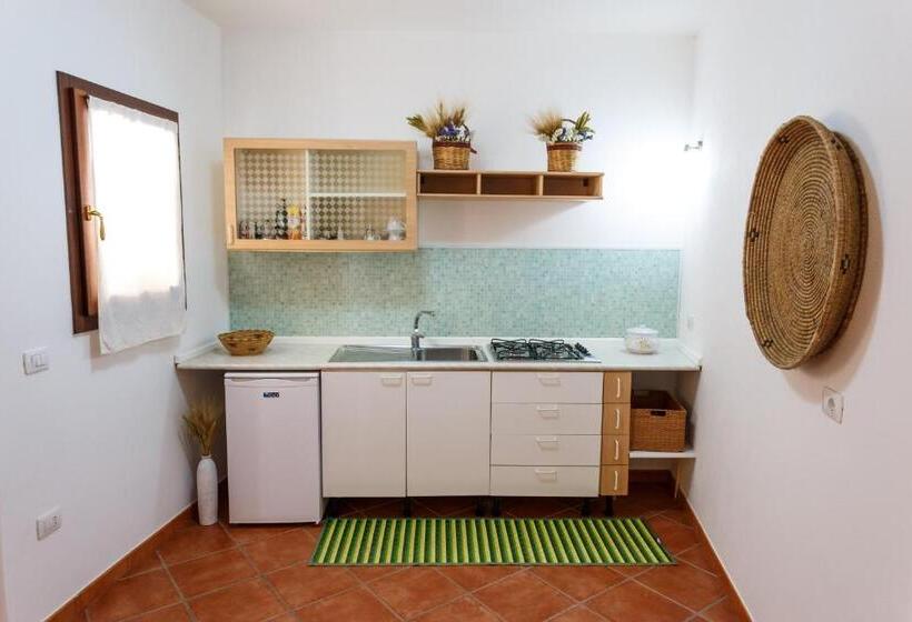 تختخواب و صبحانه La Colbula