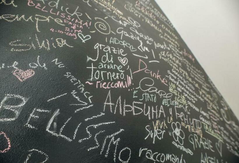 ベッドアンドブレックファースト Le Stanze Di Brando E Nico