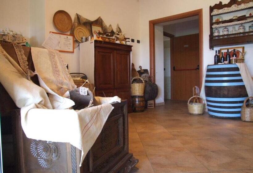 בית מלון כפרי Agriturismo Locoe