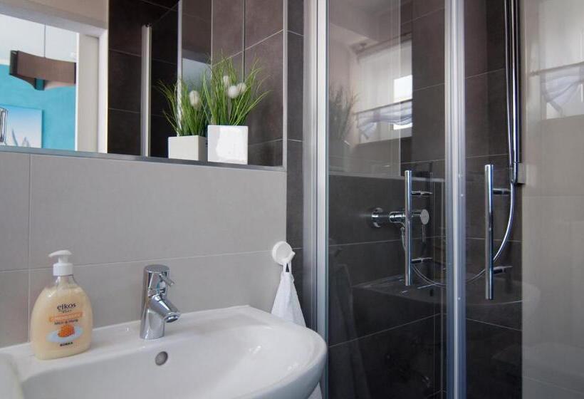 پانسیون Komfortable Apartment Wohnung