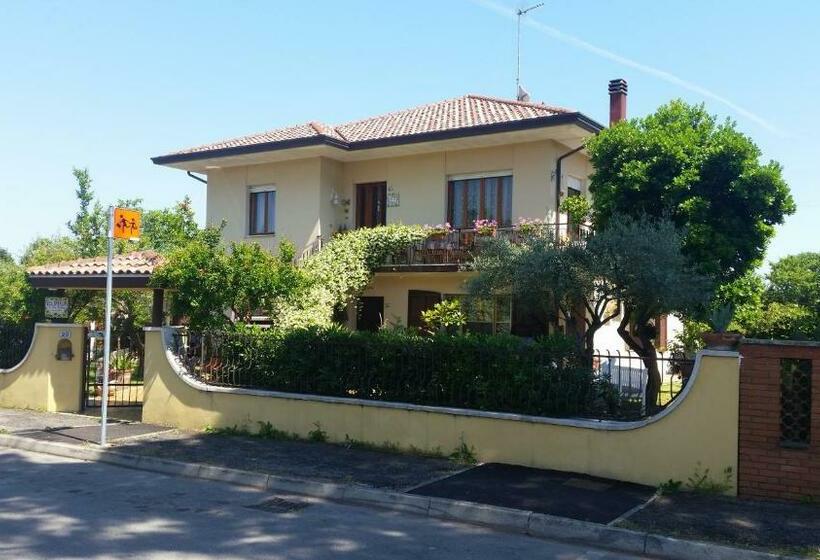 تختخواب و صبحانه A Casa Di Gabri