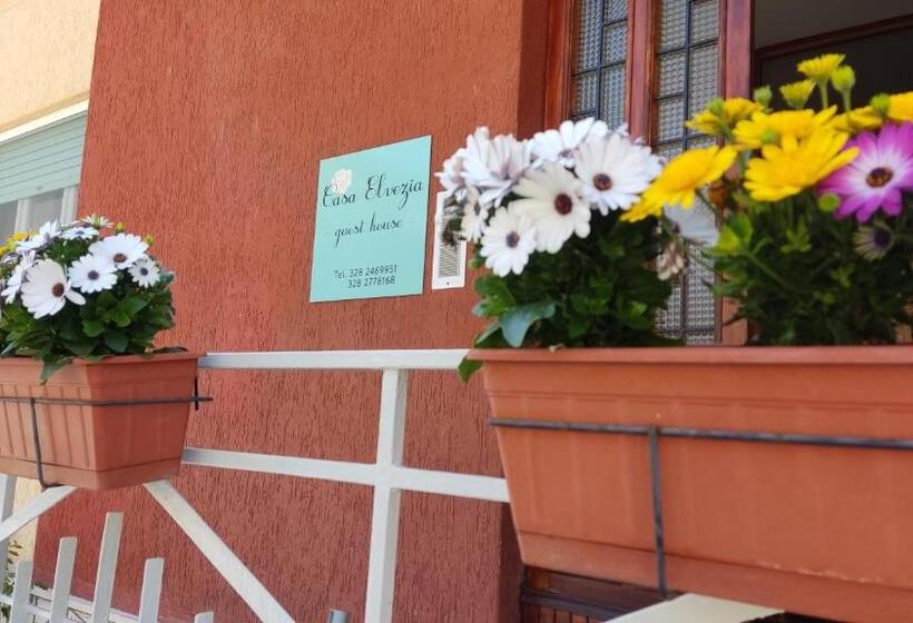 مبيت وإفطار Casa Elvezia Guest House