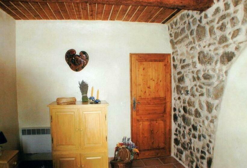 تختخواب و صبحانه Chez Catherine