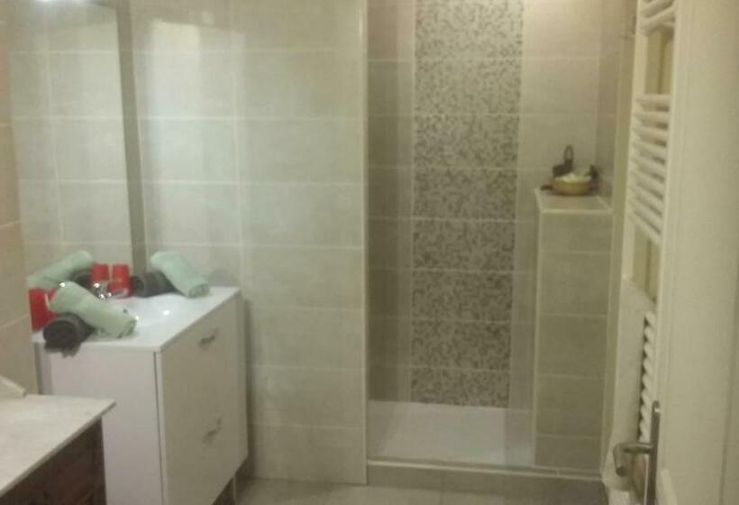 Bed and Breakfast La Roussilhe