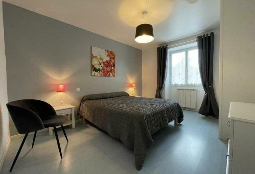 Bed and Breakfast Maison Zubiatia   3km Compostelle