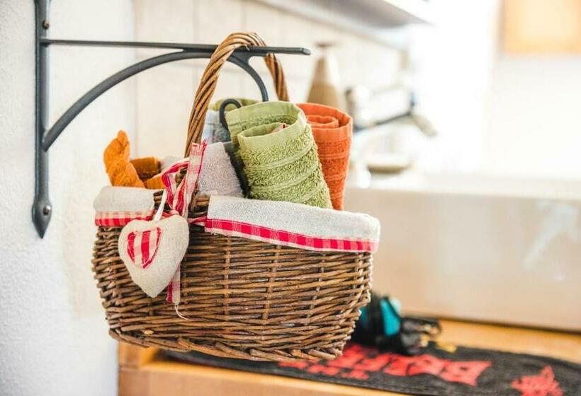 مبيت وإفطار Relais Des Roches