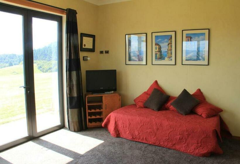 مبيت وإفطار Secret Lake Farmstay
