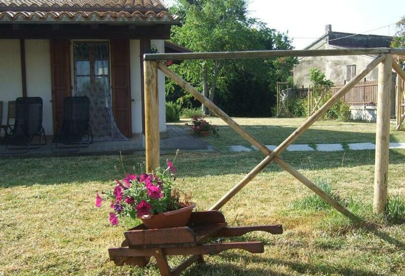 فندق Agriturismo La Casa Della Lavanda   Il Rustico