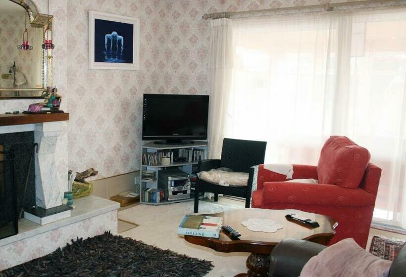 مبيت وإفطار Ceecliff House